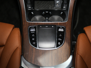 2020GLC 300 L 4MATIC AMG Line п؅^(q)