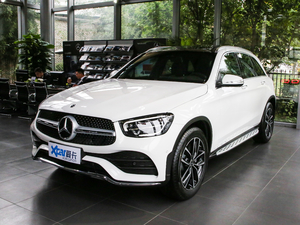 2020款GLC 300 L 4MATIC动感型 左前45度