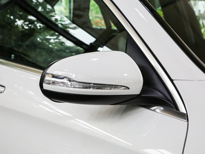 2020GLC 300 L 4MATICӸ ^