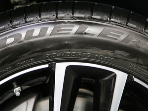 2020GLC 300 L 4MATICӸ ^