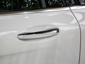 2020GLC 300 L 4MATICӸ {T