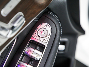 2020GLC 300 L 4MATICӸ g