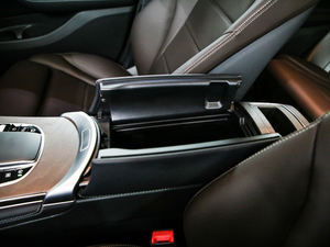 2020GLC 300 L 4MATICӸ g