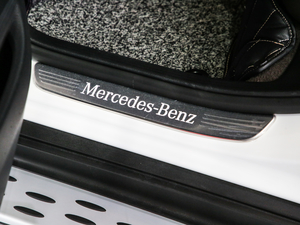 2020GLC 300 L 4MATICӸ g