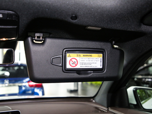 2020款GLC 300 L 4MATIC动感型 空间座椅