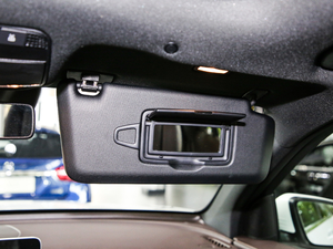 2020款GLC 300 L 4MATIC动感型 空间座椅