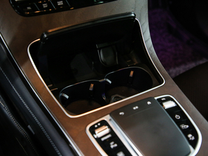 2020GLC 300 L 4MATICӸ п؅^