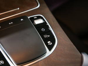 2020GLC 300 L 4MATICӸ п؅^