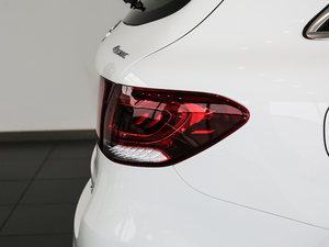 2020GLC 300 L 4MATICA ^