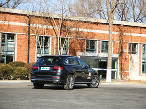 2020GLC 300 L 4MATIC AMG Line w^