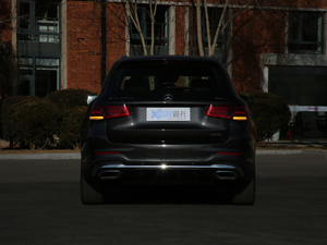 2020GLC 300 L 4MATIC AMG Line ^