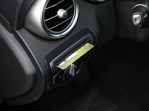 2020GLC 300 L 4MATIC AMG Line g