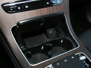 2020GLC 300 L 4MATIC AMG Line g