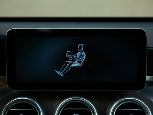 2020GLC 300 L 4MATIC AMG Line п؅^(q)