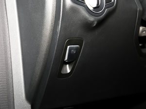 2020GLC 300 L 4MATIC AMG Line v܇Ƅ