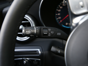 2020GLC 300 L 4MATIC AMG Line п؅^