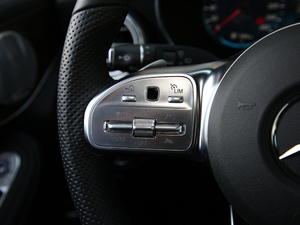 2020GLC 300 L 4MATIC AMG Line п؅^