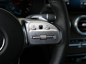 2020GLC 300 L 4MATIC AMG Line п؅^