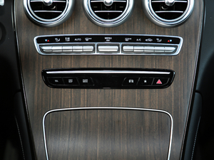 2020GLC 300 L 4MATIC AMG Line {