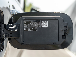 2020Ŀ GLC 260 L 4MATICA ^