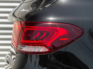 2020Ŀ GLC 260 L 4MATICA ^