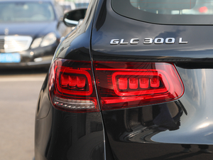 2020Ŀ GLC 300 L 4MATICA ^