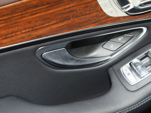 2020Ŀ GLC 300 L 4MATICA g