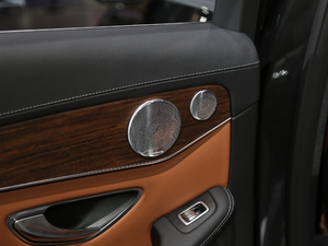 2020Ŀ GLC 300 L 4MATIC AMG-Line g