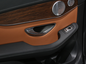 2020Ŀ GLC 300 L 4MATIC AMG-Line g