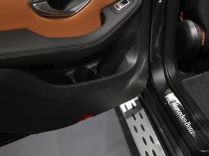 2020Ŀ GLC 300 L 4MATIC AMG-Line g