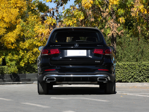 2020款改款 GLC 260 L 4MATIC动感型 正后	