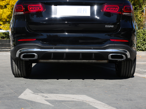 2020款改款 GLC 260 L 4MATIC动感型 排气管