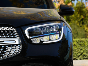 2020款改款 GLC 260 L 4MATIC动感型 大灯