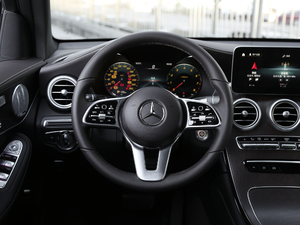 2020款改款 GLC 260 L 4MATIC动感型 方向盘