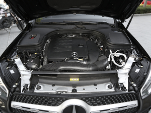 2020款改款 GLC 260 L 4MATIC动感型 发动机