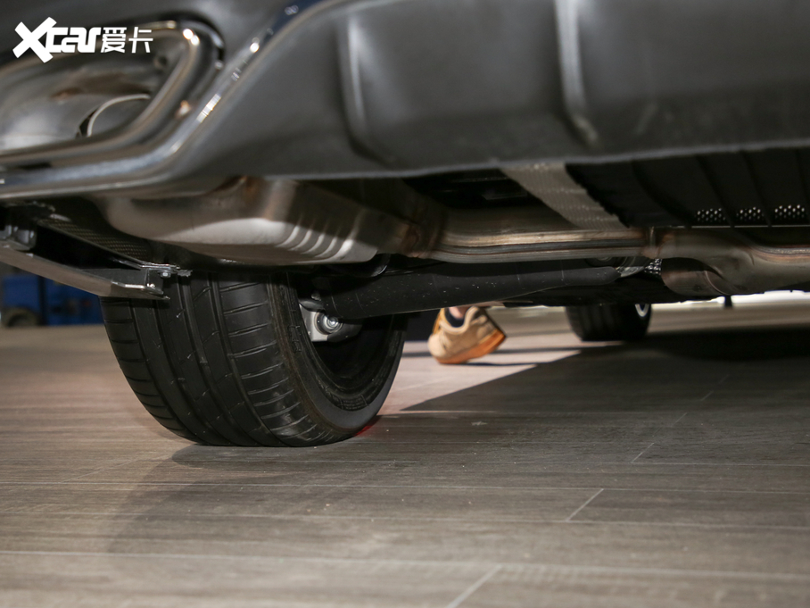 2020YC C 300 L \Ӱ