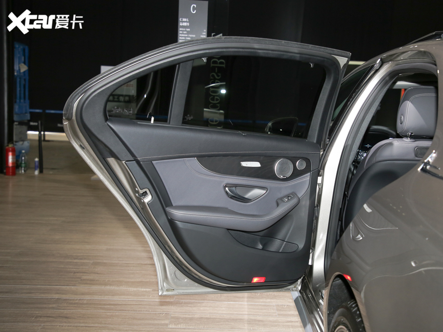 2020YC C 300 L \Ӱ