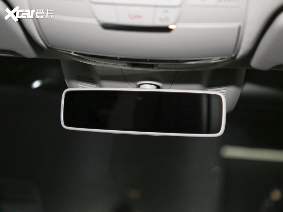 2020YC C 300 L \Ӱ