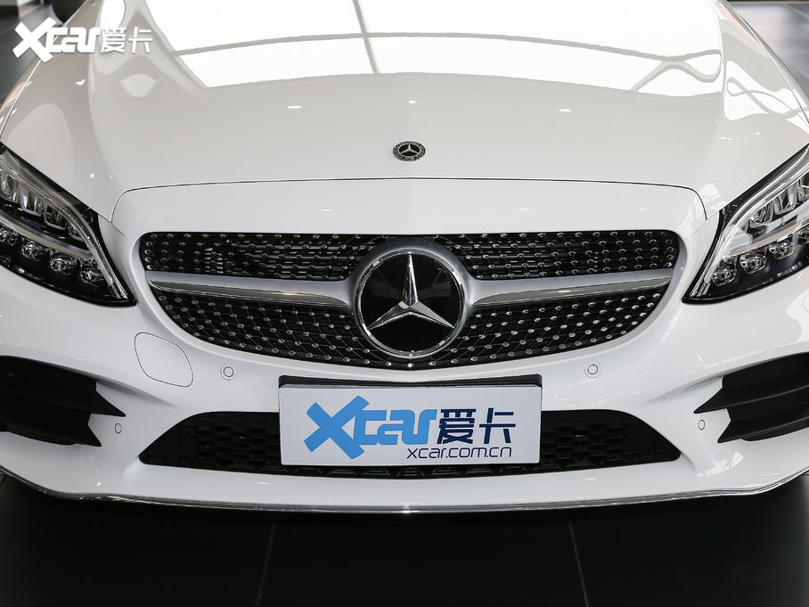 2020YC C 260 L \Ӱ