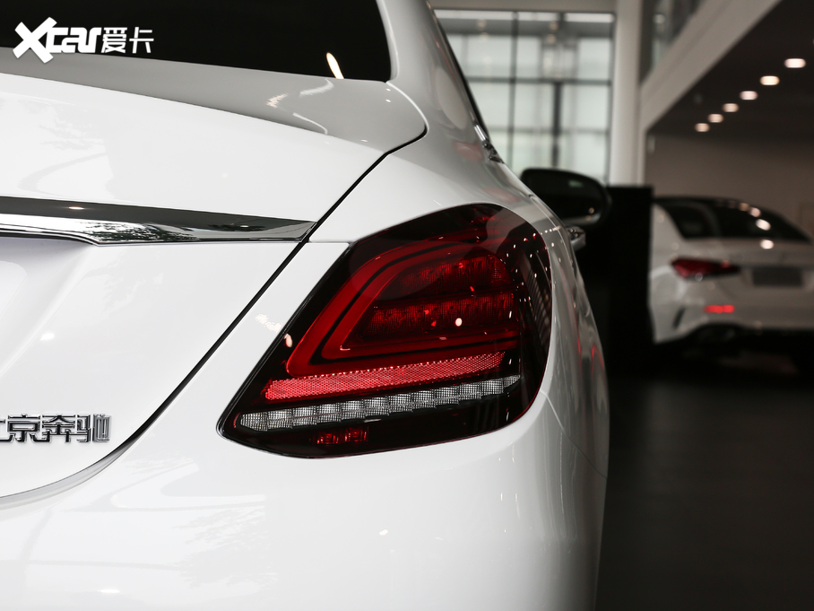 2020YC C 260 L \Ӱ