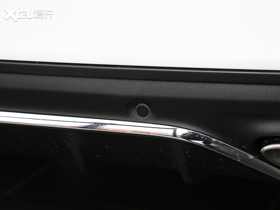 2020YC C 260 L \Ӱ