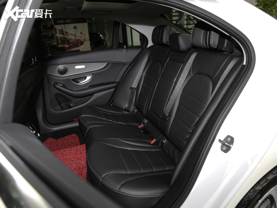 2020YC C 260 L \Ӱ