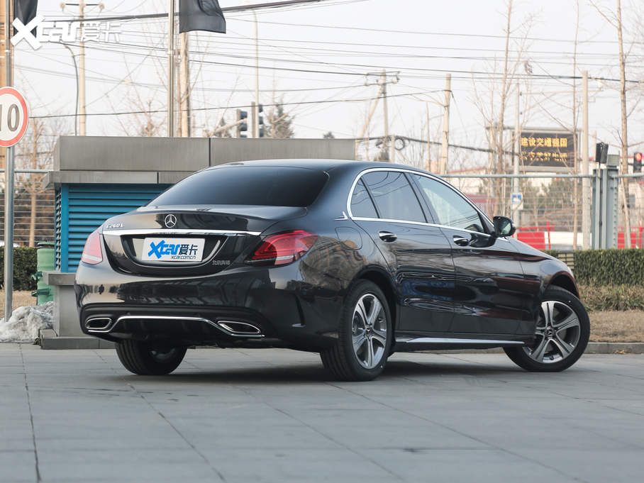 2020YC C 260 L \Ӱ