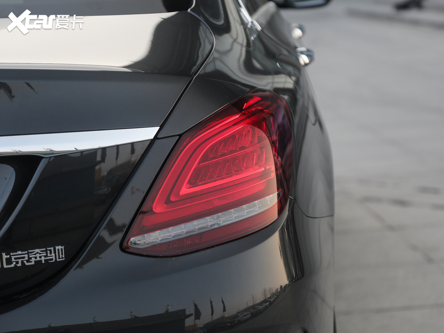 2020YC C 260 L \Ӱ