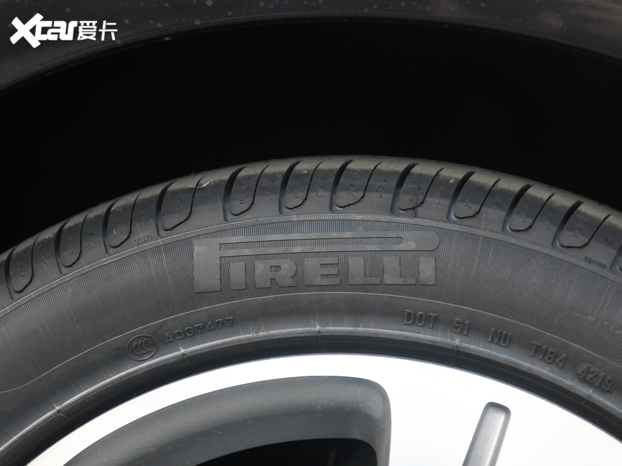 2020YC C 260 L \Ӱ