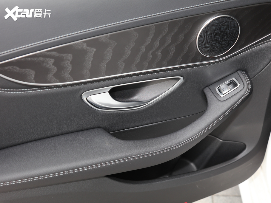 2020YC Ŀ C 260 L \Ӱ 4MATIC