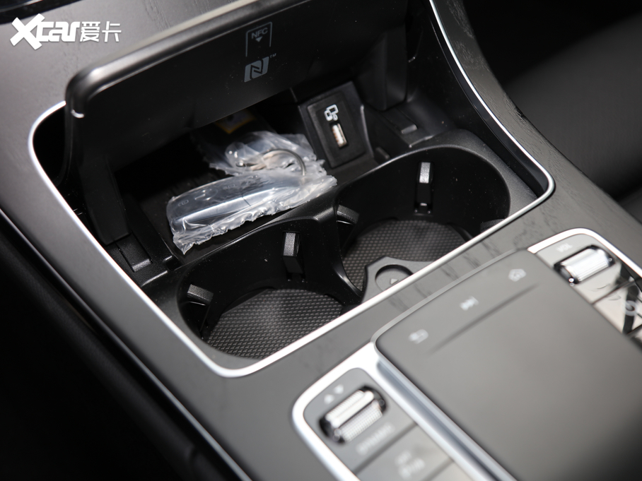 2020YC Ŀ C 260 L \Ӱ 4MATIC