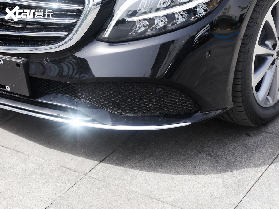 2020YC Ŀ C 260 L