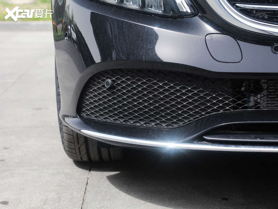 2020YC Ŀ C 260 L