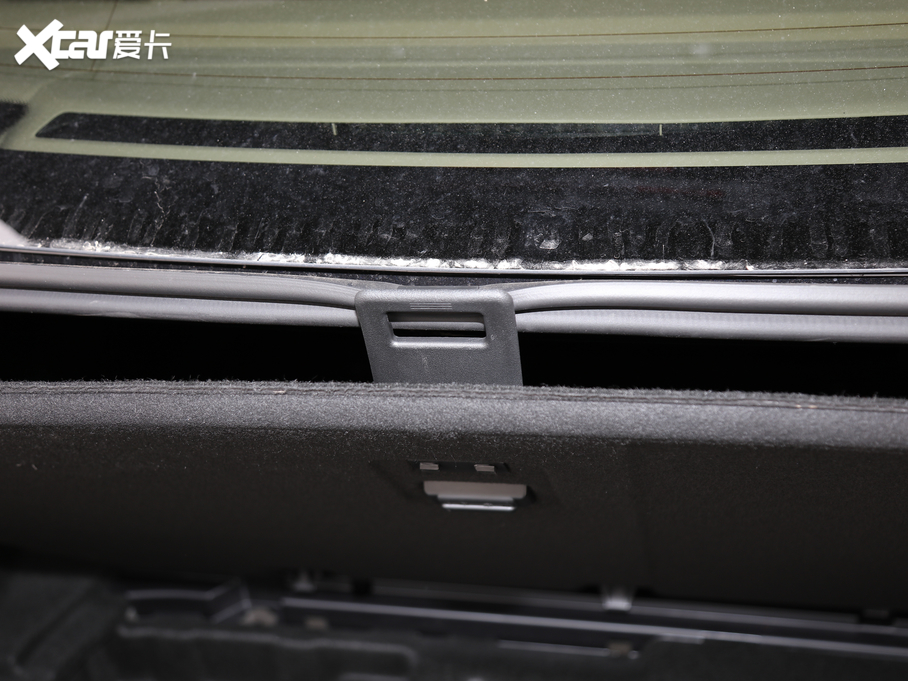 2020YC Ŀ C 260 L